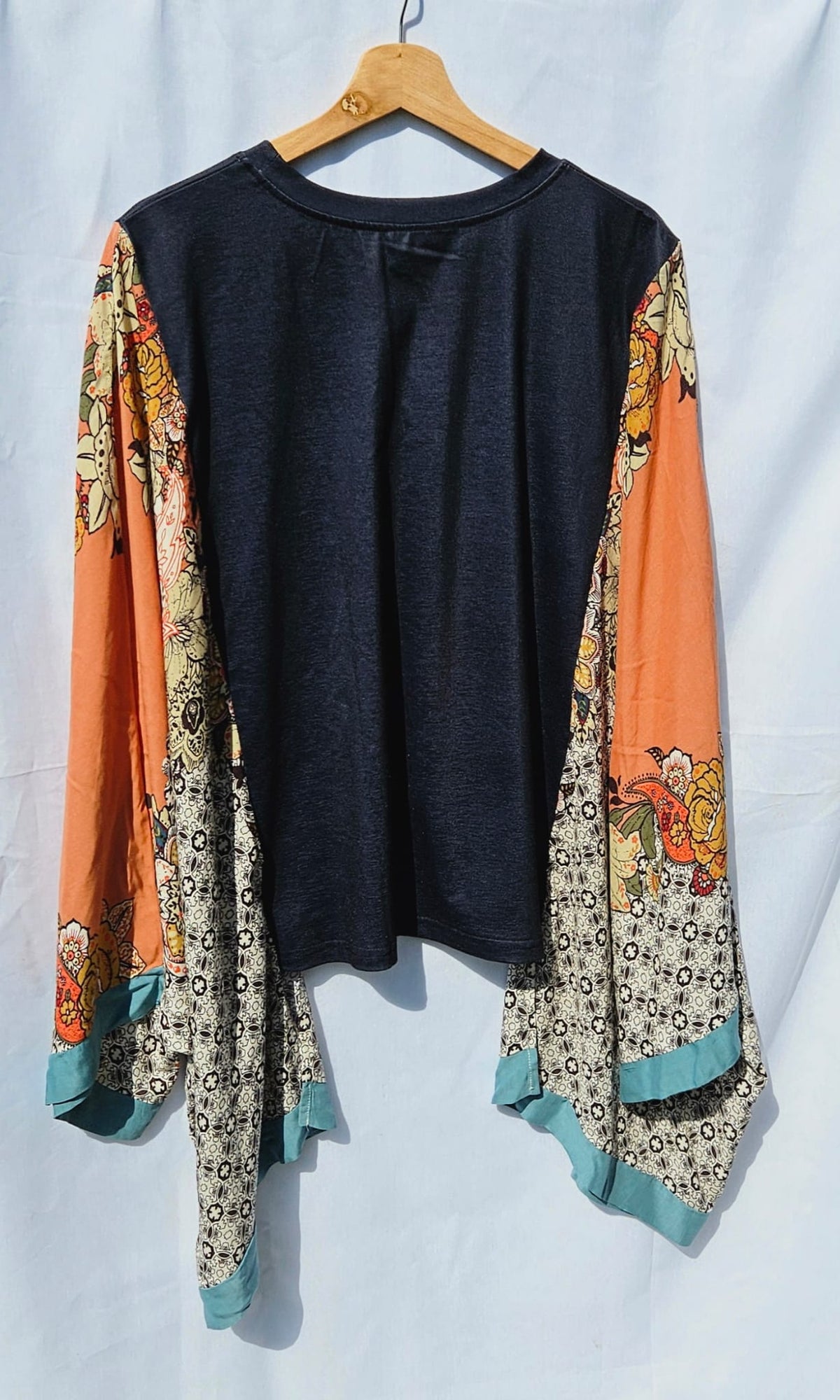 Dolly Parton Western Graphic Tee with Vibrant Floral Kimono for Festival, Concert, Rodeo Style