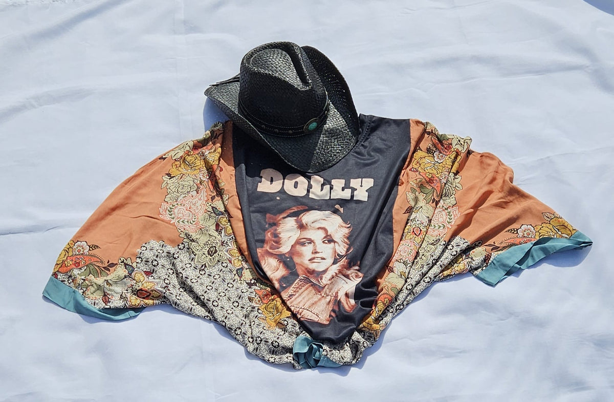 Dolly Parton Western Graphic Tee with Vibrant Floral Kimono for Festival, Concert, Rodeo Style
