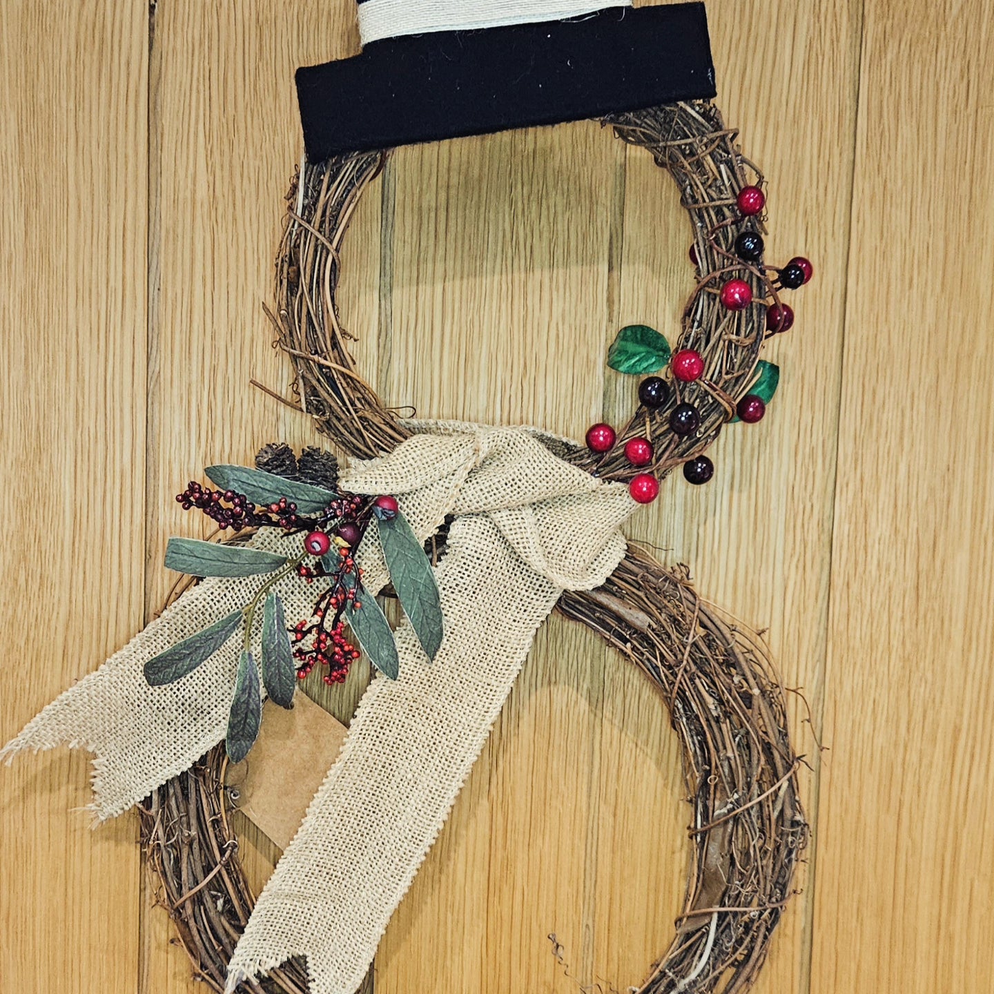 A very berry snowman Wreath