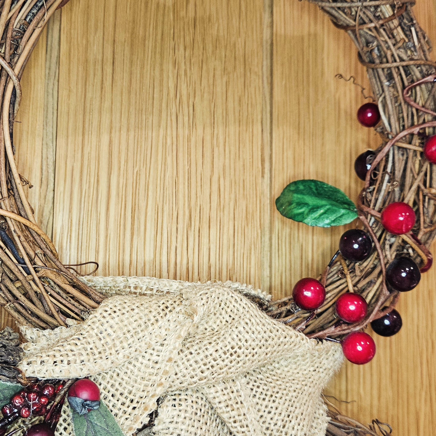 A very berry snowman Wreath
